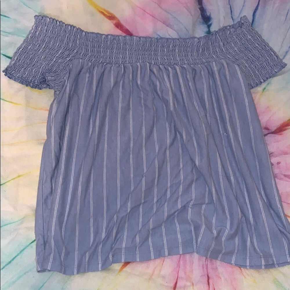 American Eagle off the shoulder top